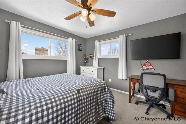 1140 CENTENNIAL DR, Cheyenne, WY 82001