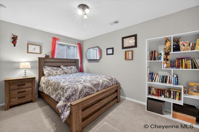 1140 CENTENNIAL DR, Cheyenne, WY 82001
