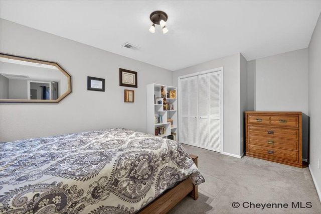 1140 CENTENNIAL DR, Cheyenne, WY 82001