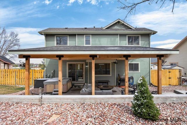 1140 CENTENNIAL DR, Cheyenne, WY 82001