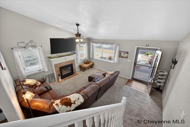 1140 CENTENNIAL DR, Cheyenne, WY 82001