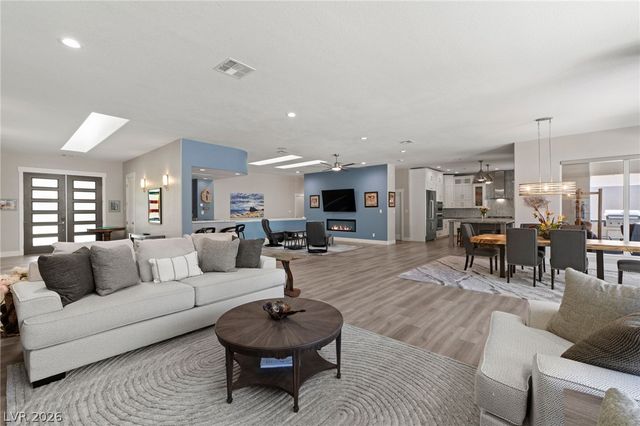 2227 Versailles Court, Henderson, NV 89074