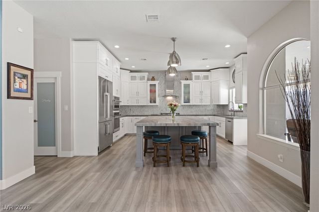 2227 Versailles Court, Henderson, NV 89074