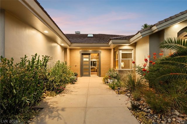 2227 Versailles Court, Henderson, NV 89074