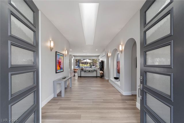 2227 Versailles Court, Henderson, NV 89074