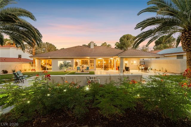 2227 Versailles Court, Henderson, NV 89074