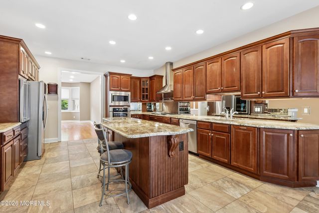3 Kristin Court, Manalapan, NJ 07726
