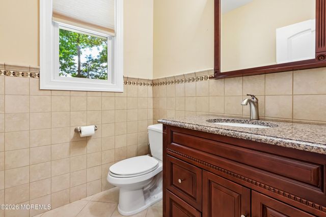 3 Kristin Court, Manalapan, NJ 07726