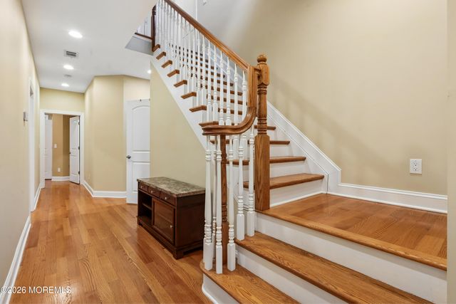 3 Kristin Court, Manalapan, NJ 07726