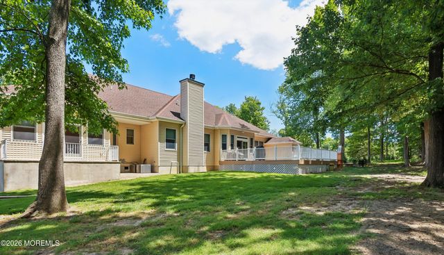 3 Kristin Court, Manalapan, NJ 07726