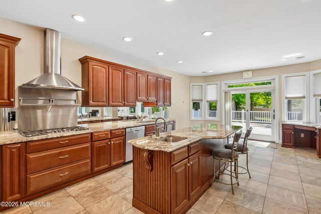 3 Kristin Court, Manalapan, NJ 07726