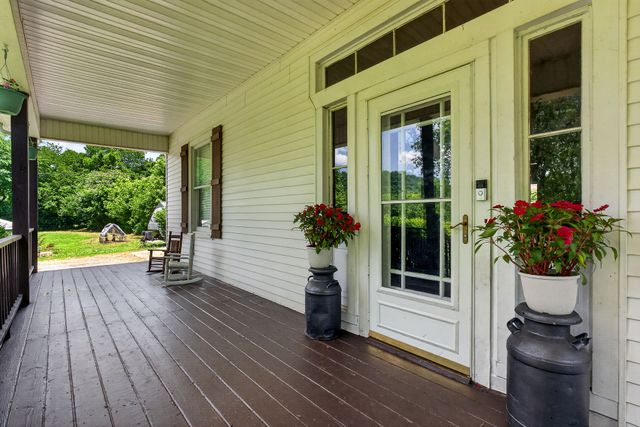 283 Hunting Creek Rd, Whitleyville, TN 38588