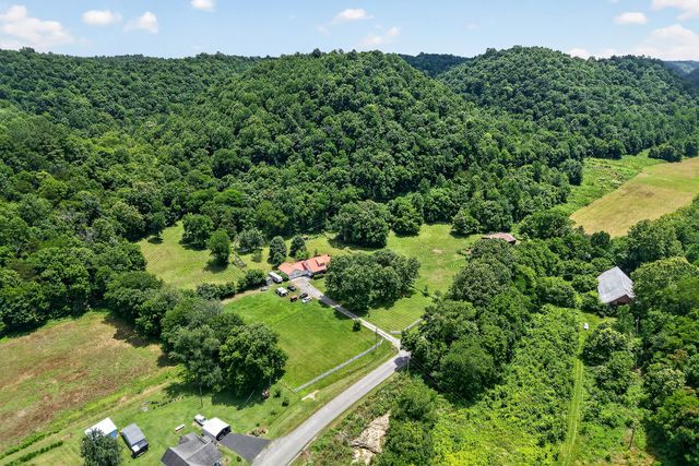283 Hunting Creek Rd, Whitleyville, TN 38588