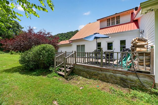 283 Hunting Creek Rd, Whitleyville, TN 38588