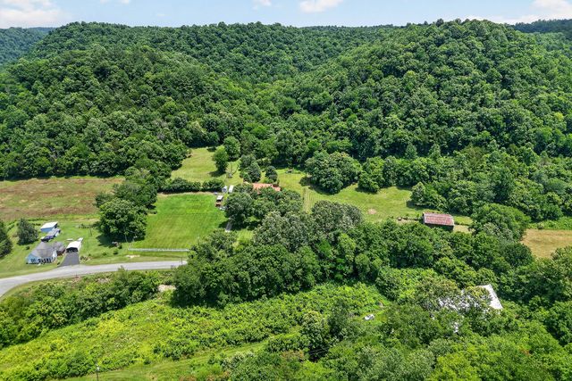 283 Hunting Creek Rd, Whitleyville, TN 38588