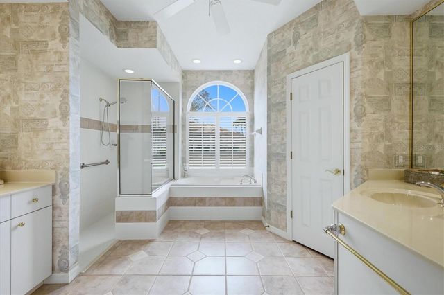 6653 WINDJAMMER PLACE, Lakewood Ranch, FL 34202