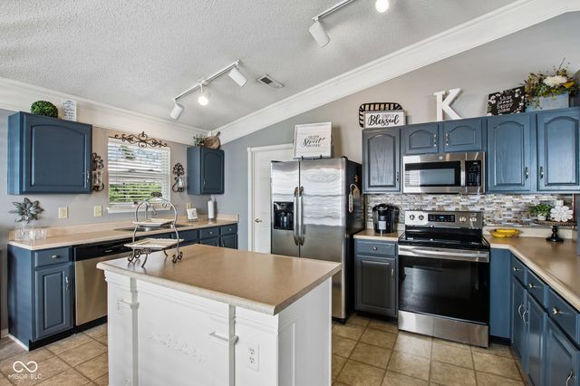 8822 Limberlost Court, Camby, IN 46113