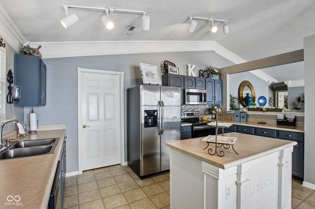 8822 Limberlost Court, Camby, IN 46113