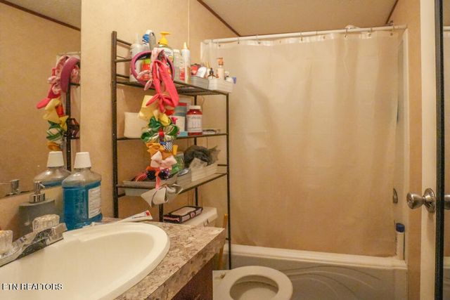 1875 Hughes Loop, Maryville, TN 37803