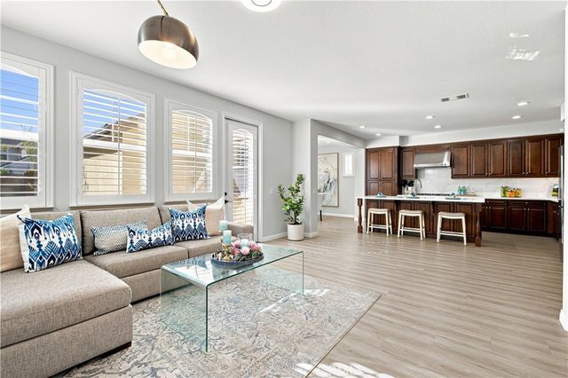 15510 Sonora, Tustin, CA 92782