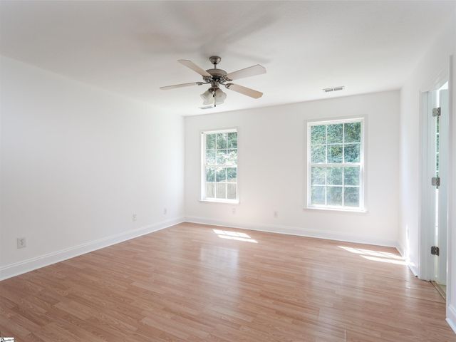 21 Whitethorn Lane, Greenville, SC 29607