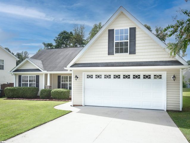 21 Whitethorn Lane, Greenville, SC 29607