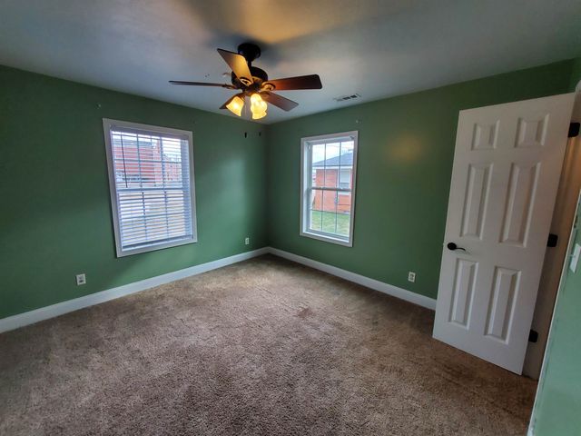 141 S 6th Avenue, Piggott, AR 72454