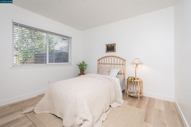 5201 Sky Pkwy, Sacramento, CA 95823