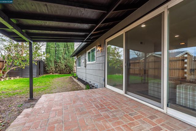 5201 Sky Pkwy, Sacramento, CA 95823