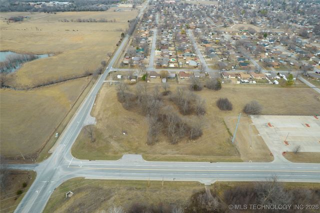 0002 W 51st Street, Sand Springs, OK 74063