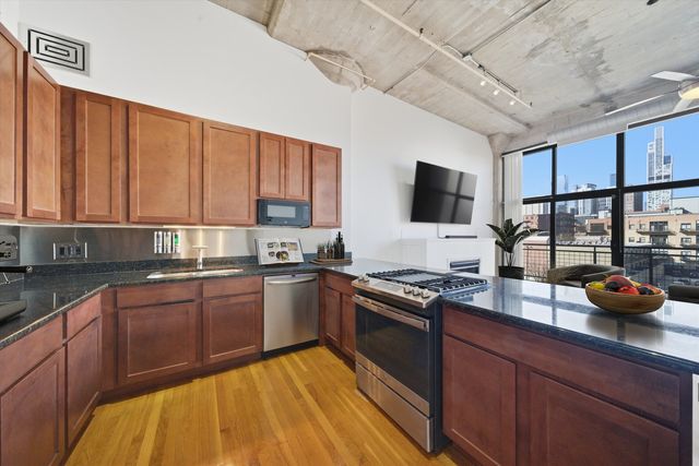 1727 S Indiana Avenue 319, Chicago, IL 60616