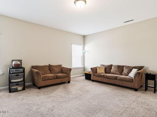 252 Shooting Star Lane, Clayton, NC 27520