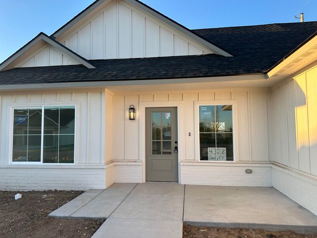4328 N Sunny Ct, Wichita, KS 67205