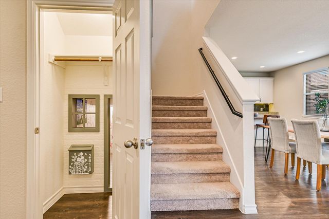 8033 Massa DR, Round Rock, TX 78665