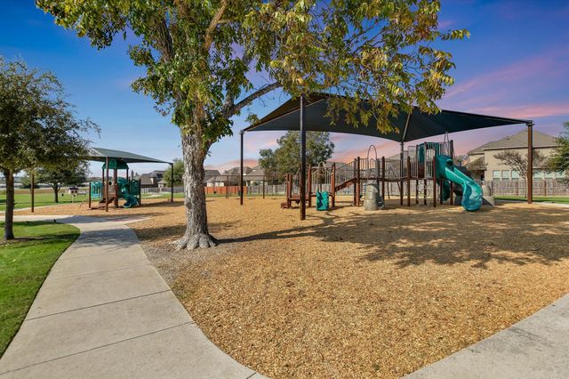 8033 Massa DR, Round Rock, TX 78665