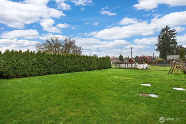 10109 Meadowside Lane SW, Rochester, WA 98579