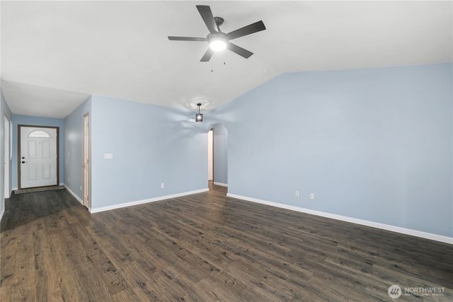 10109 Meadowside Lane SW, Rochester, WA 98579