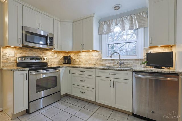 7835 Westwind Lane, Montgomery, OH 45242