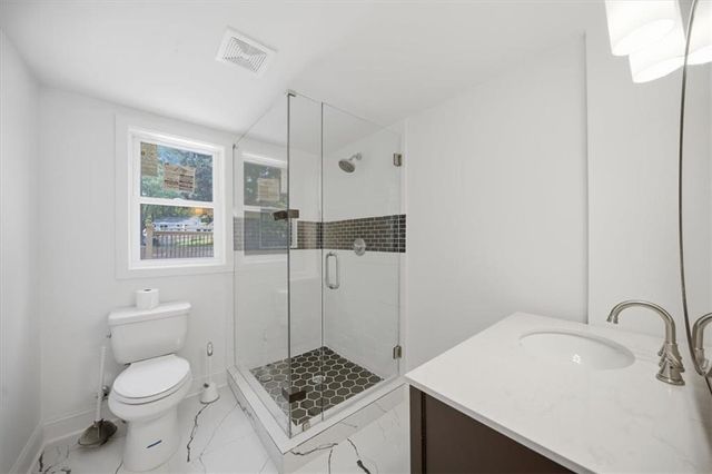 1073 Grayson Parkway, Grayson, GA 30017