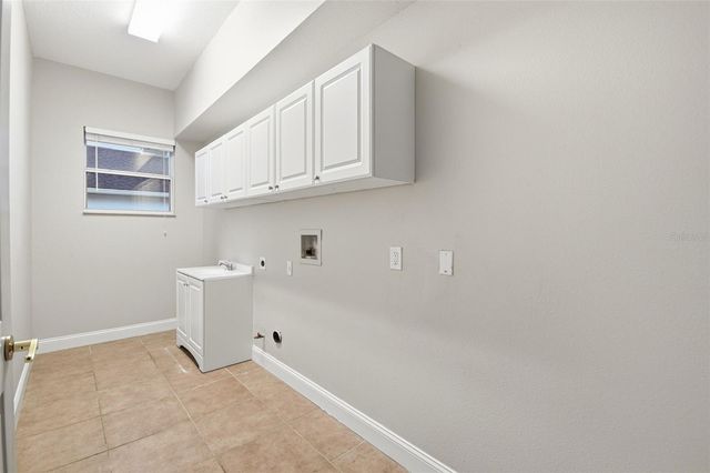 9009 RIVERVIEW DRIVE, Riverview, FL 33578