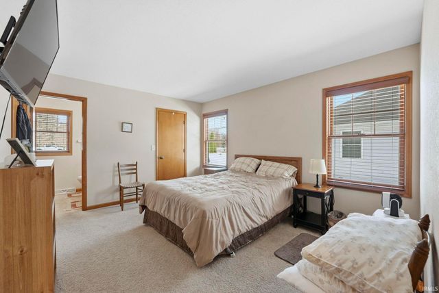 67114 CHADWICK CT, Goshen, IN 46526