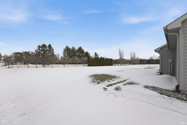 67114 CHADWICK CT, Goshen, IN 46526