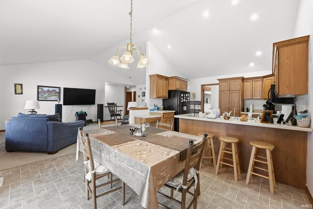 67114 CHADWICK CT, Goshen, IN 46526