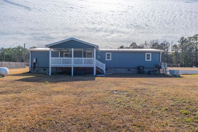 2332 Cooper Store Road, Moncks Corner, SC 29461