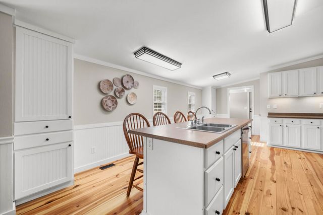 2332 Cooper Store Road, Moncks Corner, SC 29461