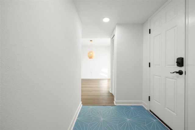 1 WINDRUSH BOULEVARD 19, Indian Rocks Beach, FL 33785