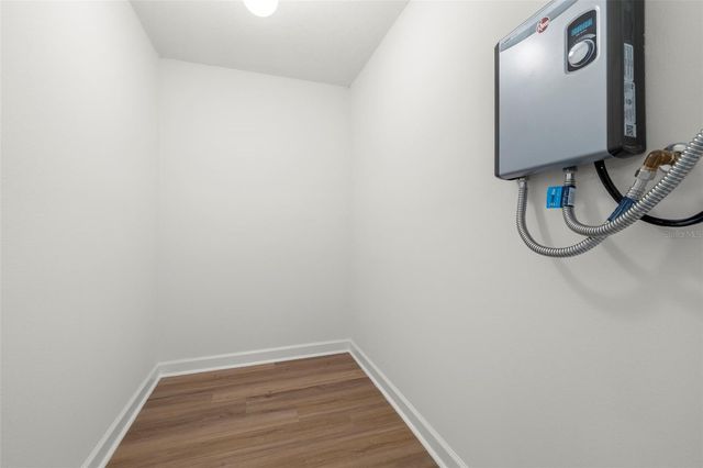 1 WINDRUSH BOULEVARD 19, Indian Rocks Beach, FL 33785