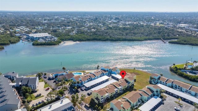 1 WINDRUSH BOULEVARD 19, Indian Rocks Beach, FL 33785