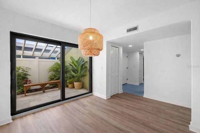 1 WINDRUSH BOULEVARD 19, Indian Rocks Beach, FL 33785