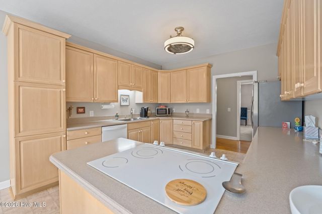 8 Hialeah Place, Pinehurst, NC 28374